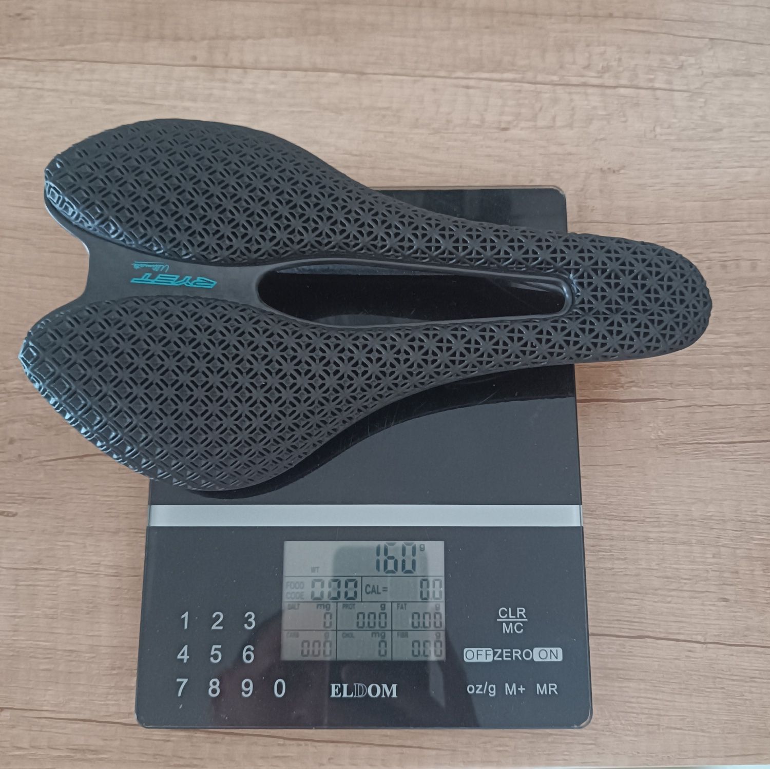 Siodełko rowerowe Ryet Full Carbon Nowe