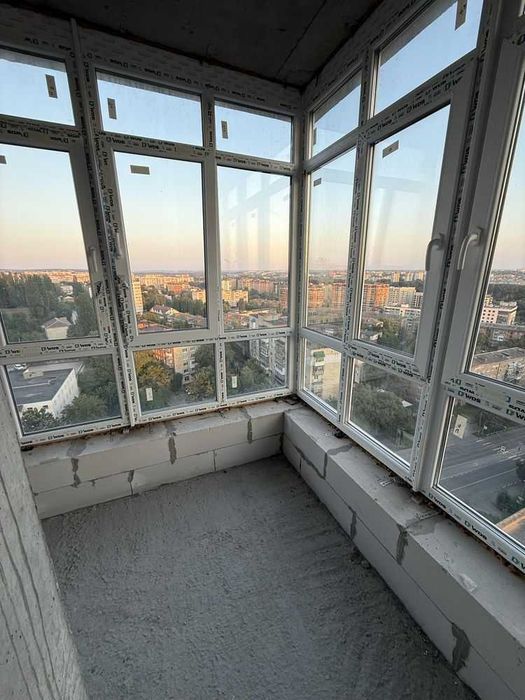 ПРОДАЖ 2-кімнатної квартири на Виставці