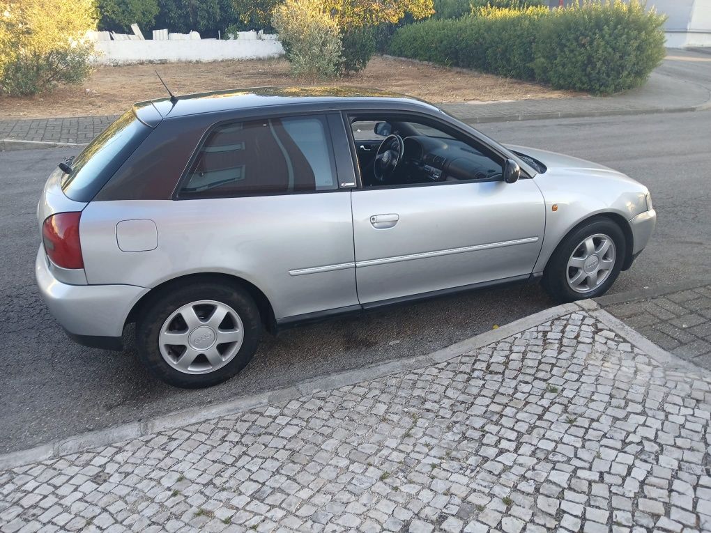 Audia A3 1.6cc  1999