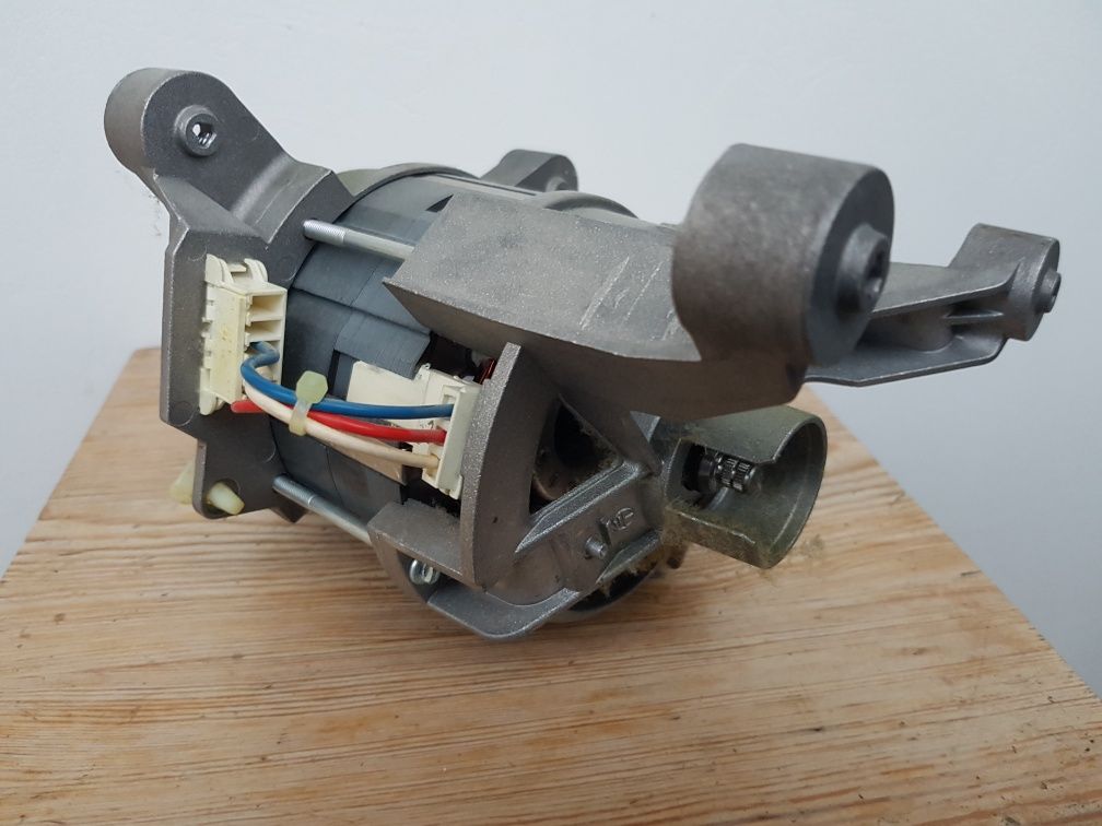 Silnik do pralki Electrolux EWT1366HDW