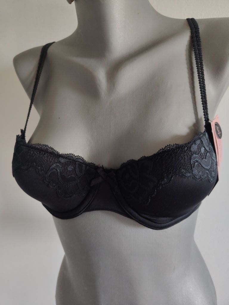 Markowy nowy z metką i ceną biustonosz Hunkemöller r 70C czarny usztyw