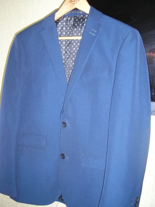 Пиджак школьный или офисный синего цвета на 48-50-52 размер стильный