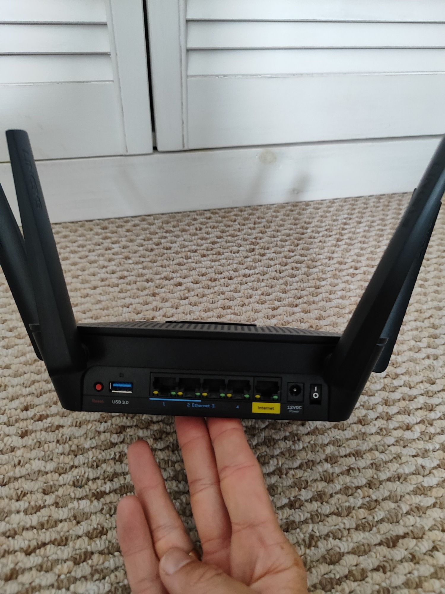 Router Linksys EA8300