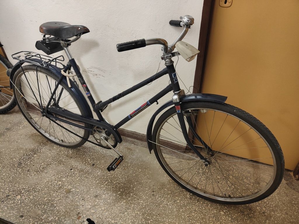 Retro rower PRL zabytek