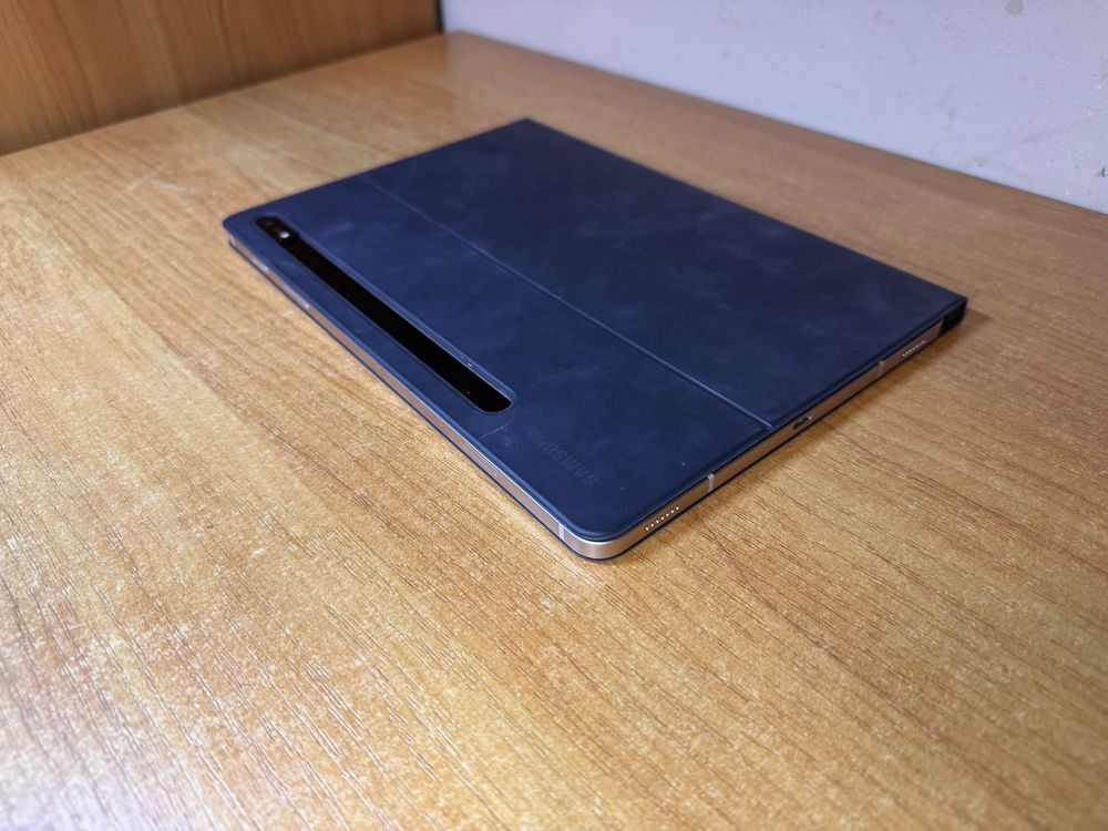 Samsung galaxy TAB S8 5G sim + dużo orygianlnych gratisów, tablet
