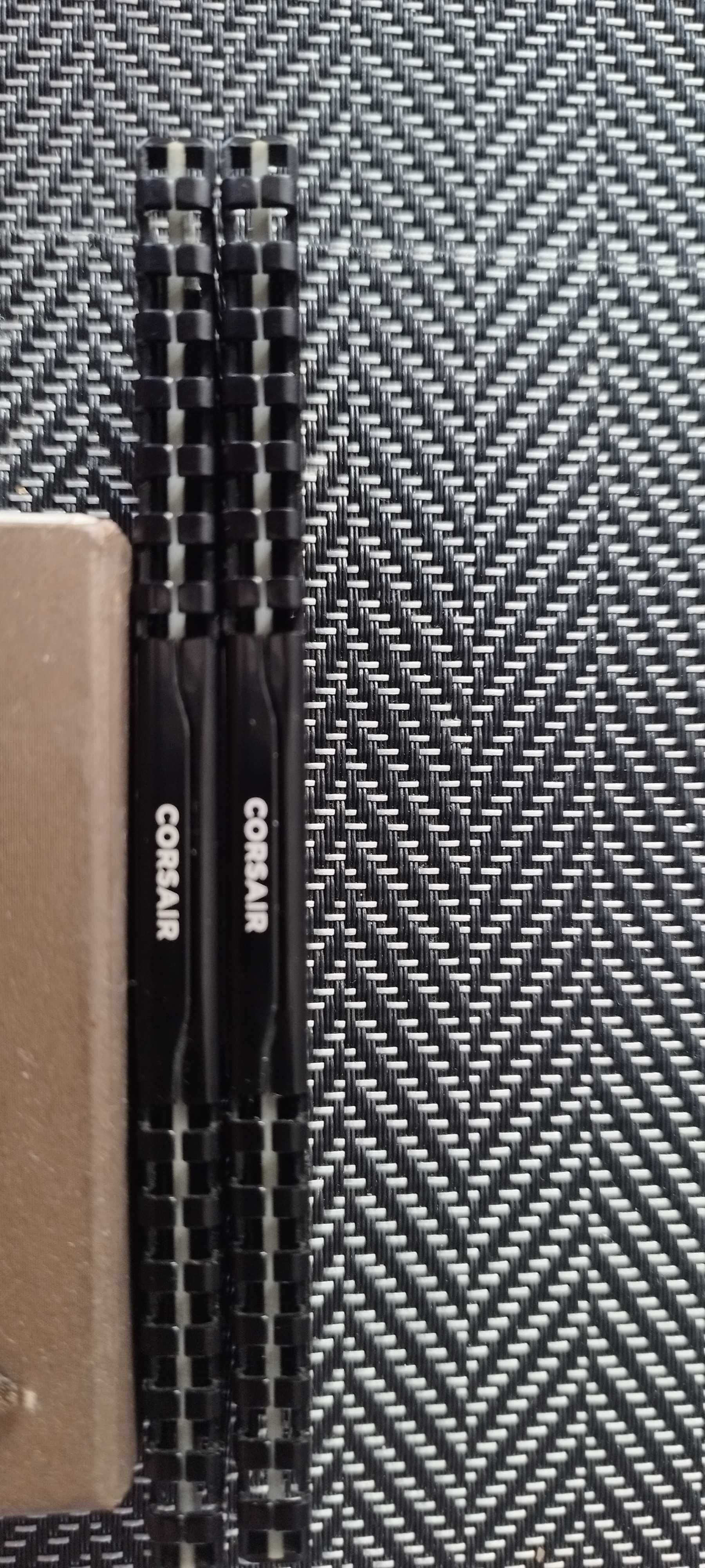 16 GB pamięci RAM ddr4 corsair vengeance lpx