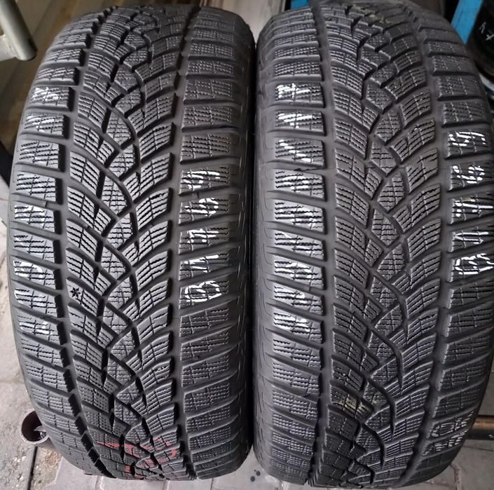 225/50/17 Goodyear Ultra Grip Performance Gen-1 98V