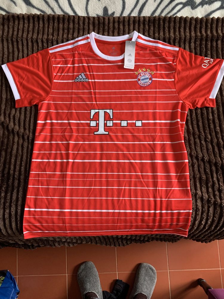 CAMISOLA PRINCIPAL 22/23 DO FC BAYERN MÜNCHEN