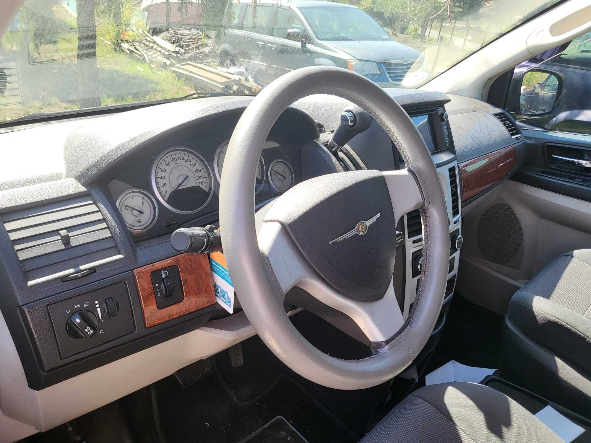 Chrysler Grand  voyager  para peças a andar