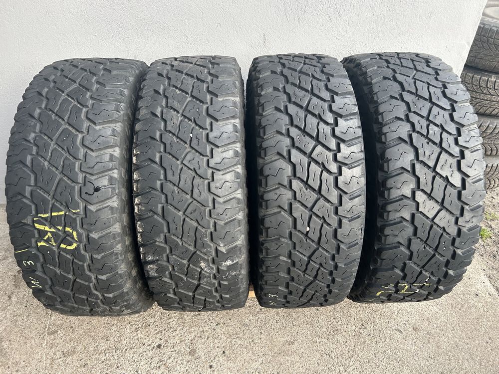 Opony terenowe Cooper x 4szt 285/70R17