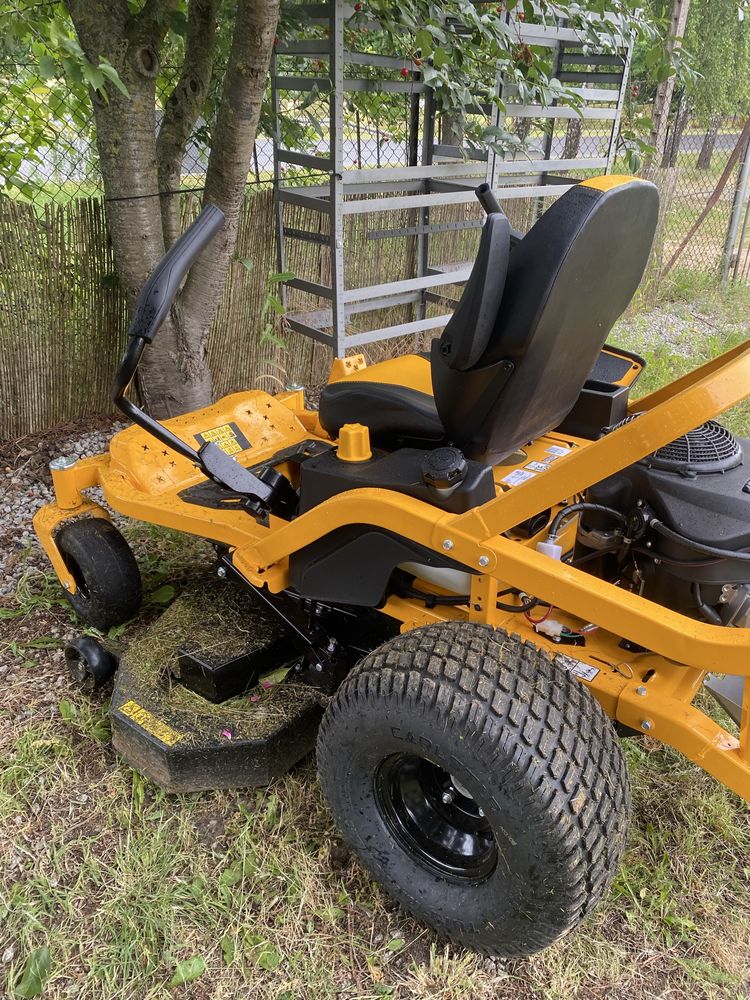 Kosiarka traktorek Cub Cadet XZ5 wynajem, uslugi, koszenie