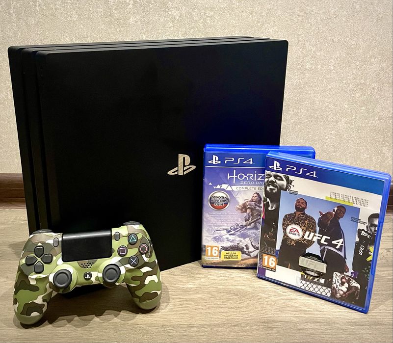 PlayStation 4 Pro 1TB (CUH-72xx), аккаунт з топ-іграми, геймпад, диски