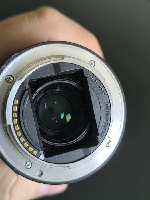 Sony 28mm f2 pełna klatka