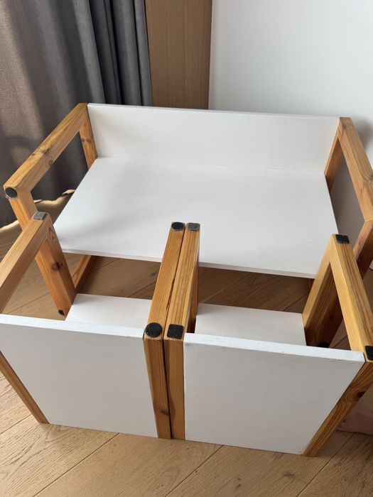 Dziecięcy stół do zajęć Montessori + 2 krzesełka