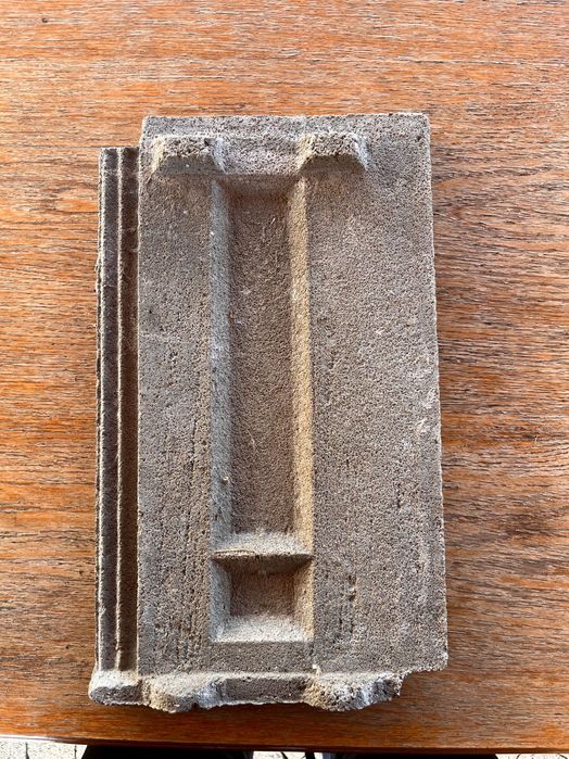 Klasyczna ceramiczna dachówka