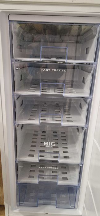 Морозильна камера Snaige