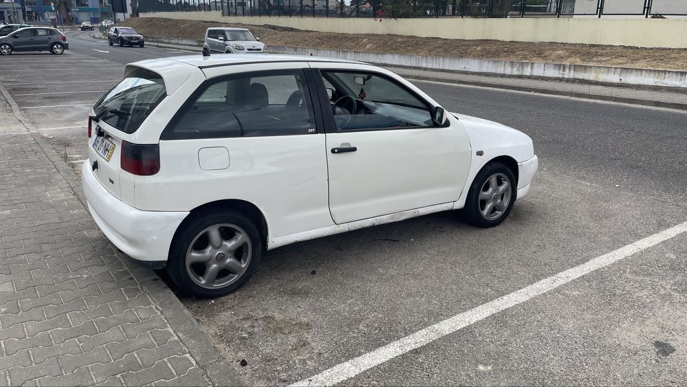 Seat ibiza 6k3 1.9tdi 90cv de livrete