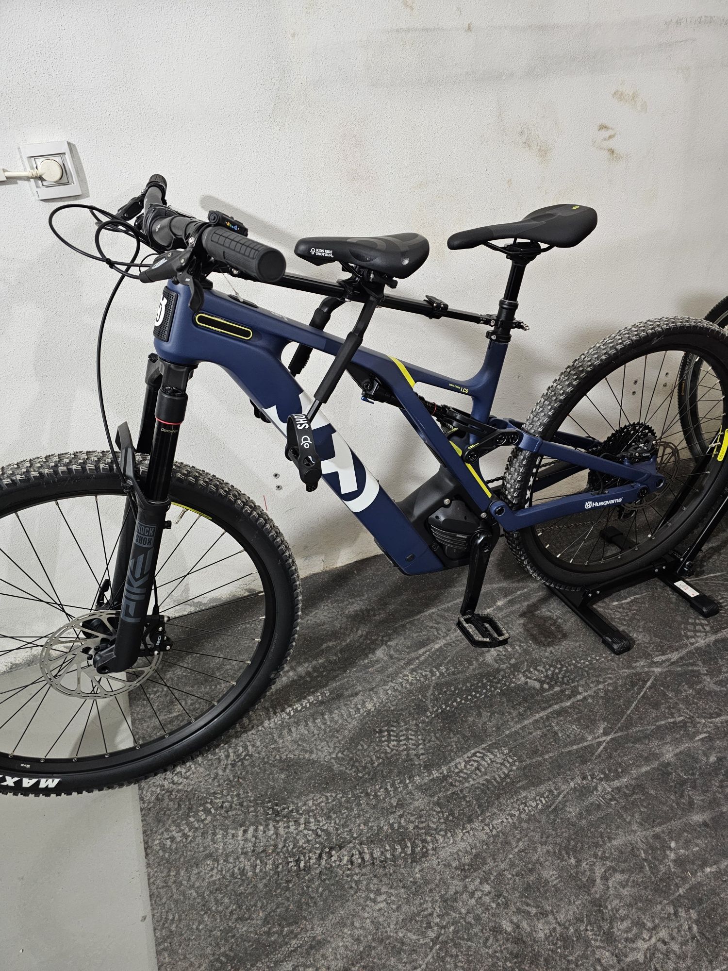 Vário Material novo de E-Bike Husqvarna LC6