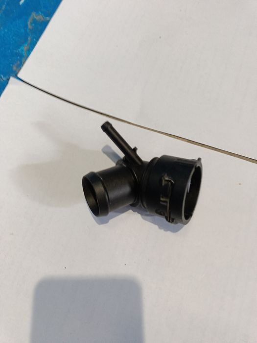 Патрубок радіатора охолодження