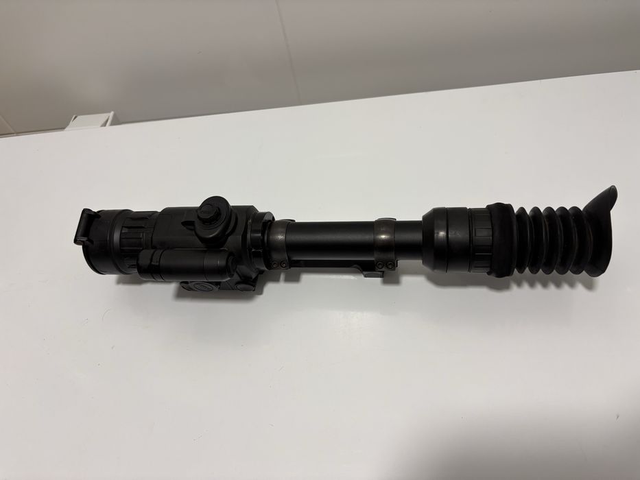 Mira Noturna Yukon Photon XT