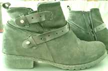 Botas Pele Criança 35