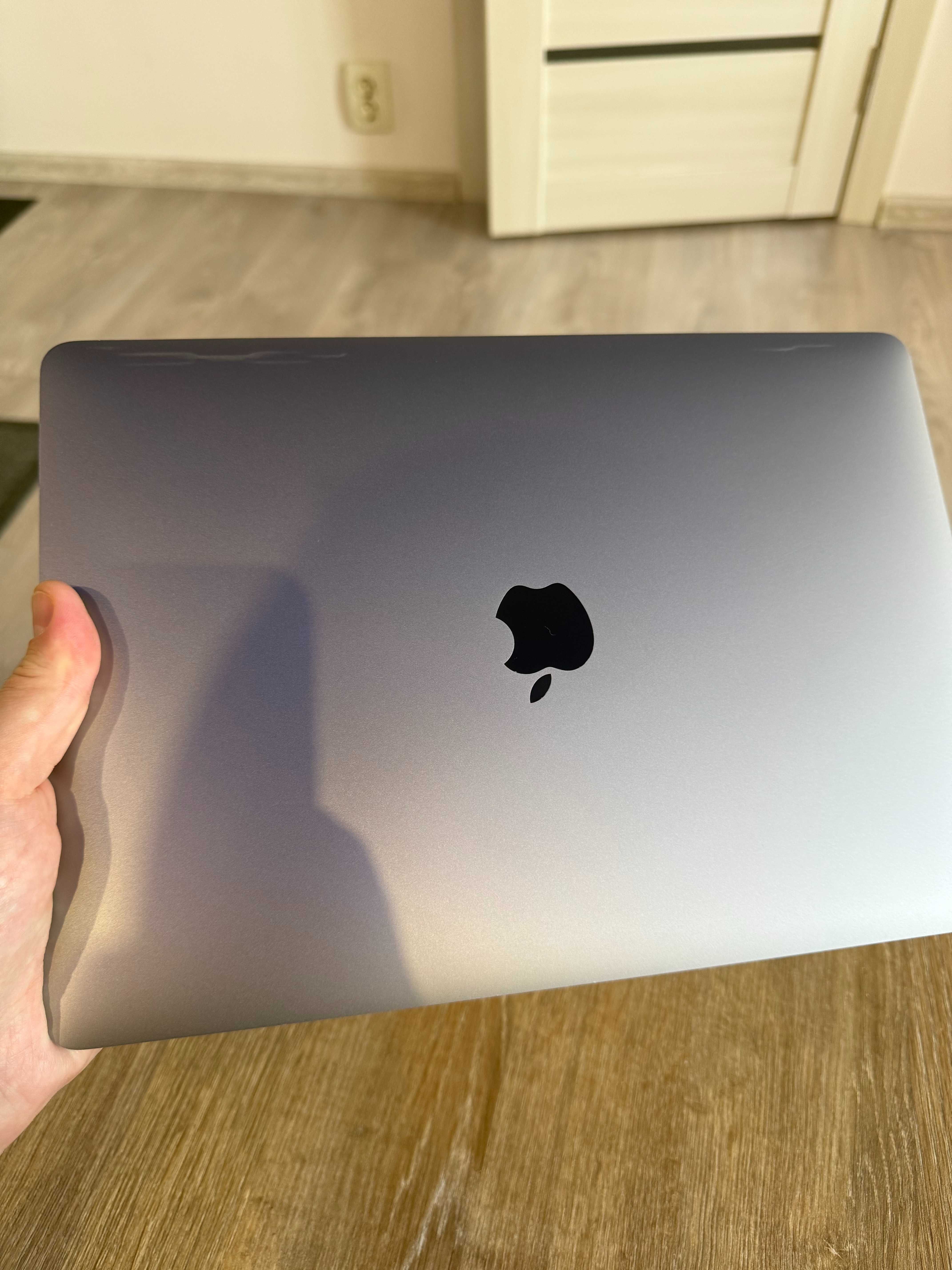 MacBook Pro 13'' M1 2020 16gb 512gb Б/В