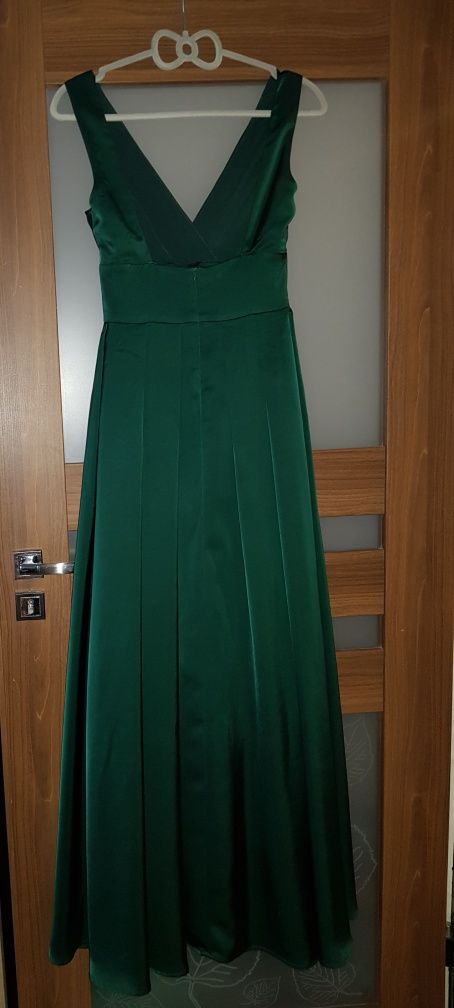 Suknia w kolorze butelkowej zieleni rozm. 36