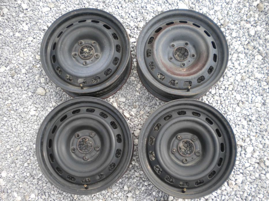 Felgi stalowe 15 5x108 et42 Peugeot 308 model po 10.2013r