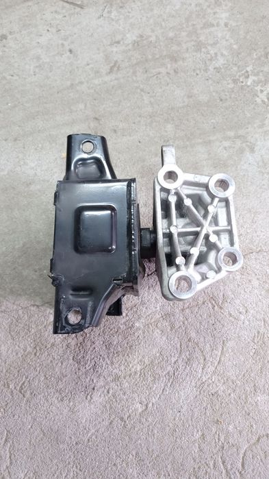 Кронштейн подушка коробки niro ioniq 1. 6 gdi гибрид 21830-g2000