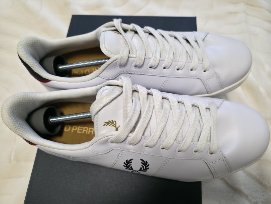 Sapatilhas Fred Perry tamanho 44