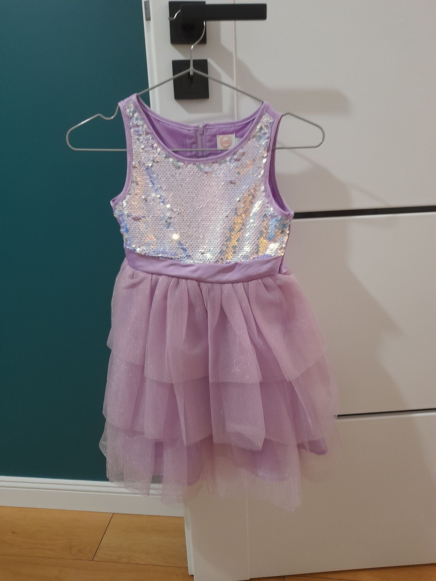 Piękna fioletowa sukienka 116 cm