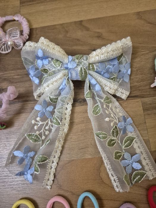 Аксесуари для волосся