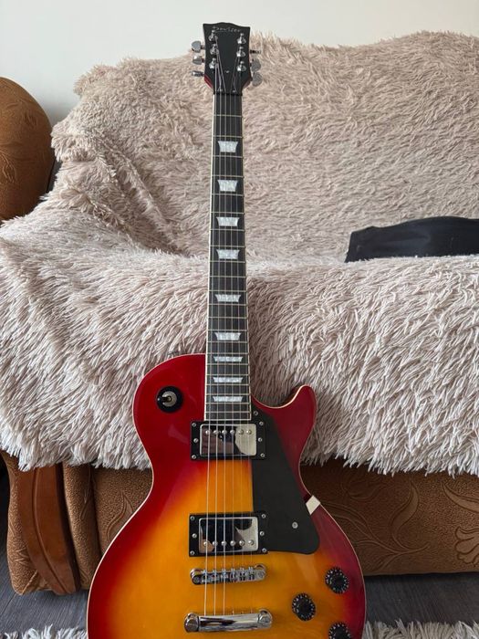 Електрогітара Deviser Les Paul L-G9 СS, комбопідсилювач Cort cm10g