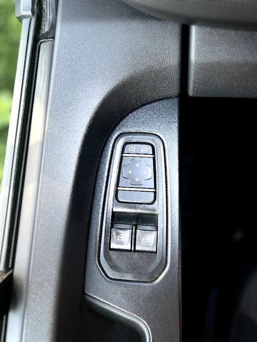 Продам Renault Trucks Longer,червоний ексклюзив