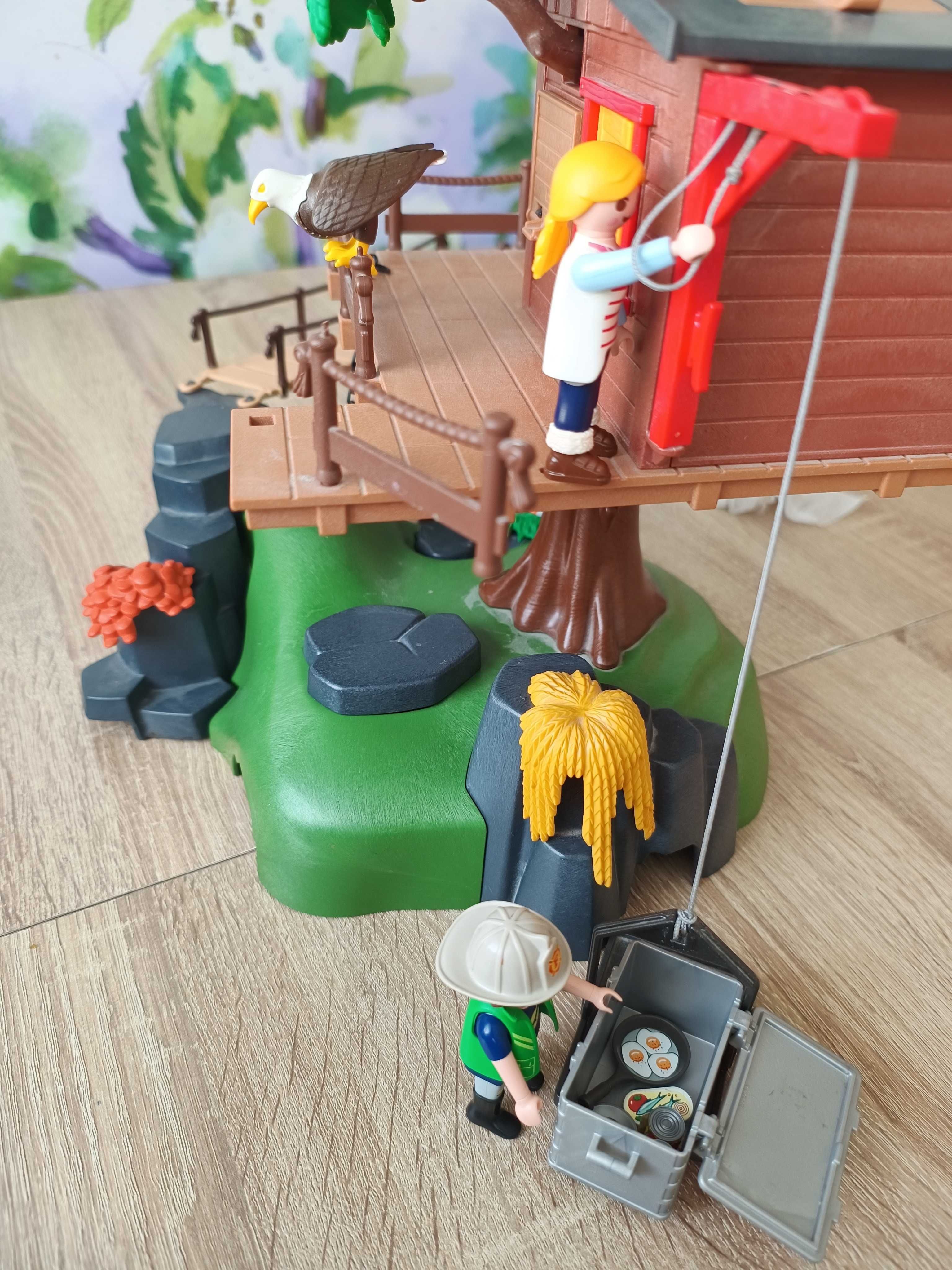 Duży zestaw Playmobil Domek na drzewie 5557