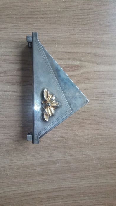 Serwetnik z lat PRL.