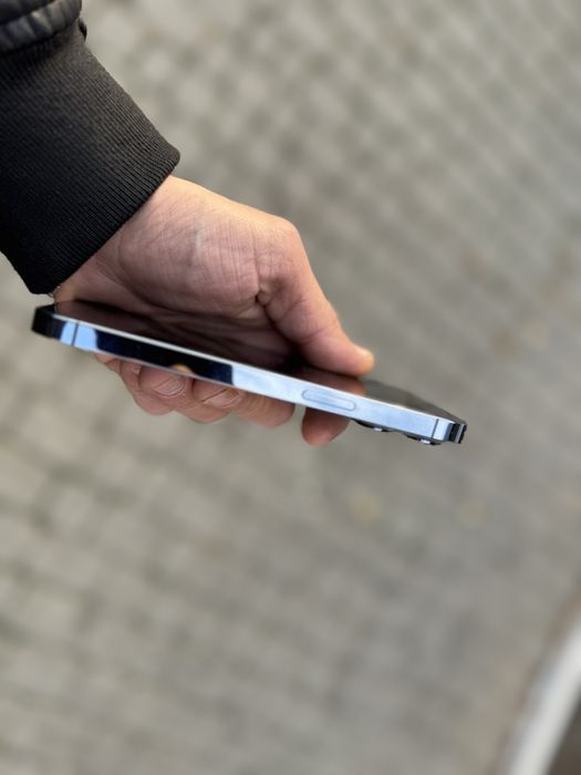 Продам iphone 13 PRO 256 Sierra blue