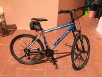 Bicicleta Orbea, roda 26, tamanho M/L.