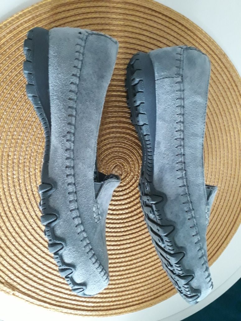 SKECHERS buty damskie skórzane .Rozm.37(23.5cm).