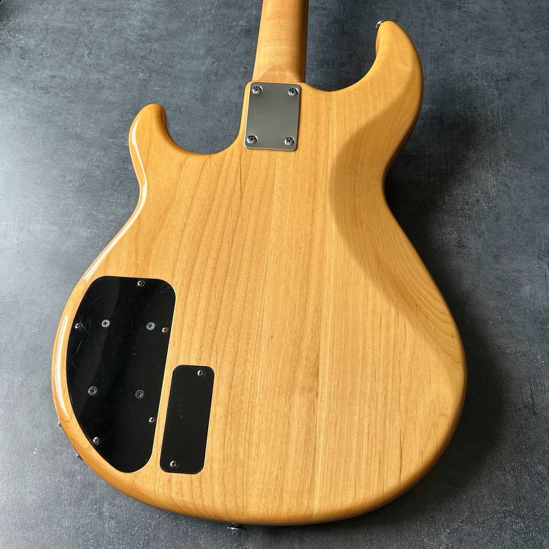 Yamaha BB1100S Made in Japan + preamp Noll - gitara basowa bass PB+J