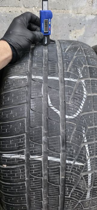 275 40 R19 i 245 45 R19 Pirelli Sottozero Winter 240 RUNFLAT Zima 4szt