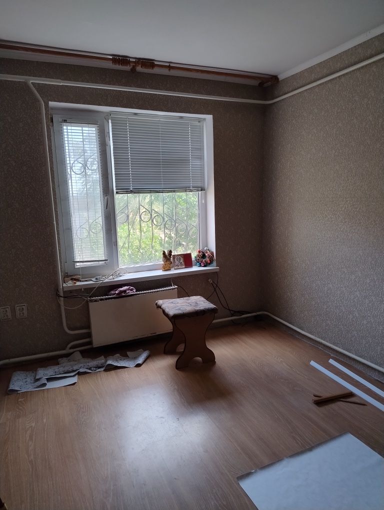 Продам 2х ком квартиру с своим двором