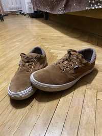 Vans skateboard shoes