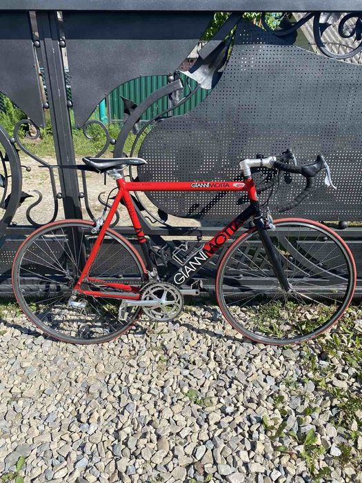 GIANNIMOTTA Назва велосипеда.