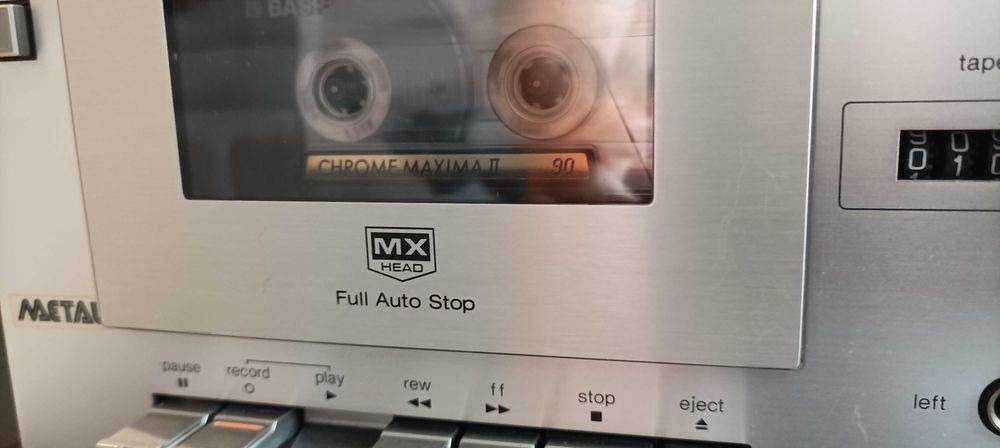 Technics M8 w drewnie