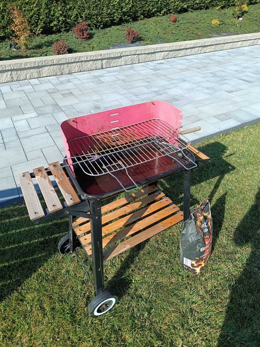 Grill ogrodowy używany