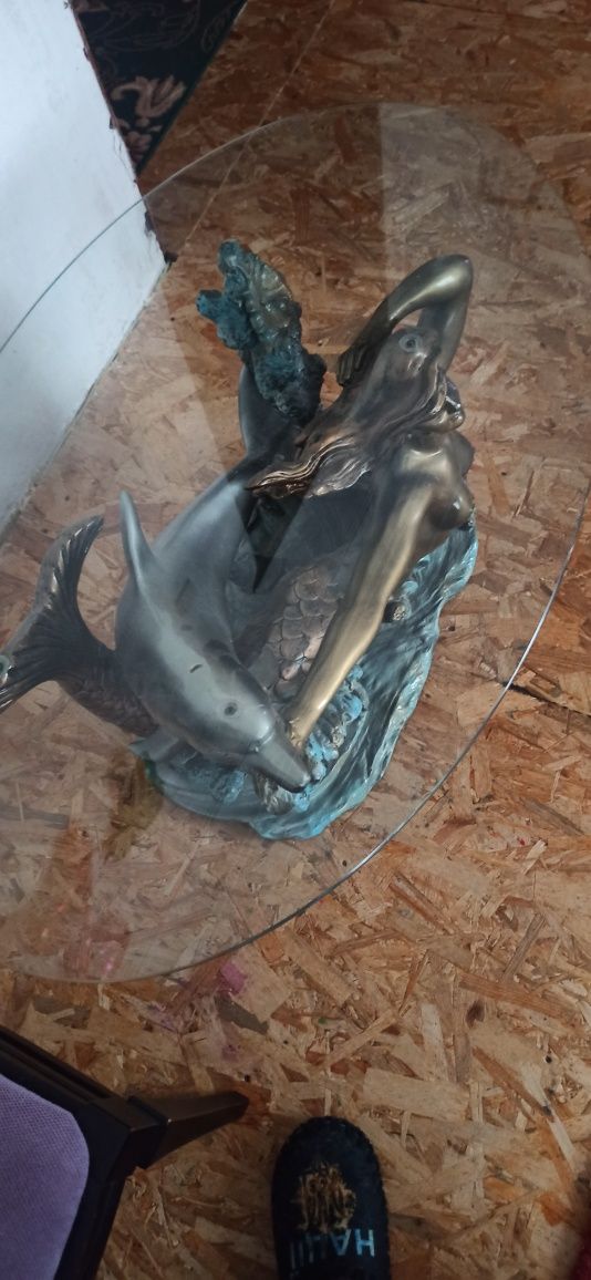стол. русалка з дельфіном