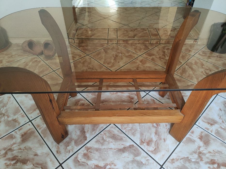 Ława drewniana z blatem szklanym