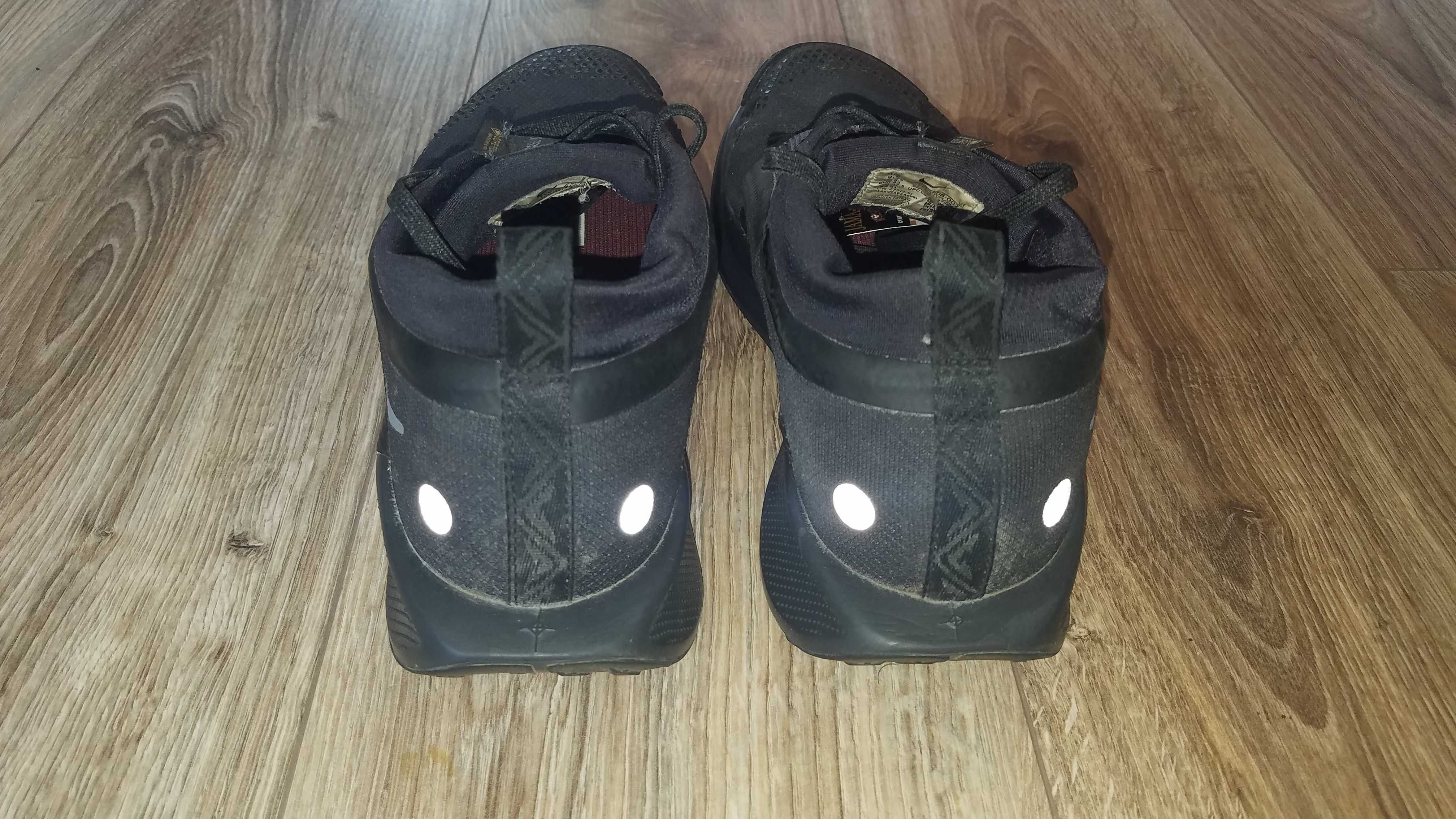 Buty NIKE Pegasus ReactX Trail 5 GTX EUR43 28cm do biegania Gore-Tex