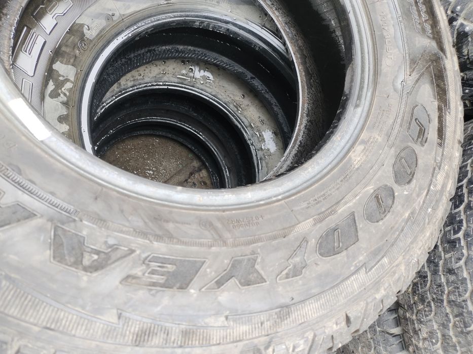 Шини резина 215/80 R15 Goodyear